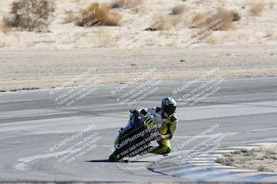 media/Nov-01-2025-CVMA (Sat) [[fc0f7531b8]]/Race 9-Amateur Supersport Middleweight/